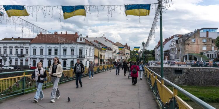 Мешканці Закарпаття за останні три роки майже не відчули війни проти Росії – The New York Times