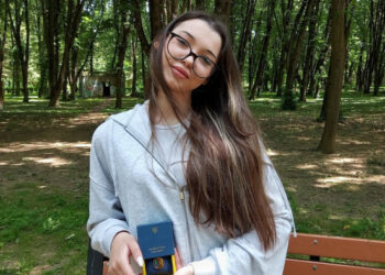 Мріє повернутися у звільнений Маріуполь: Кіра Обединська про поранення, вивезення у ДНР і нагороду “Майбутнє України”