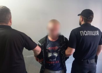 На Драгобраті при спуску п'яний 20-річний житель Ясіні перекинув свій мотоцикл разом з 19-річним пасажиром (ФОТО)