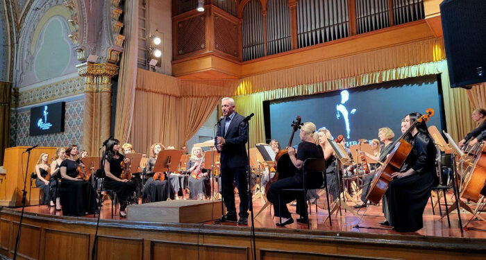 На сцені обласної філармонії в Ужгороді стартував Фестиваль сучасної духовної музики