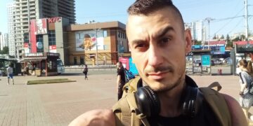 Підприємець, якого важко поранили ножем у Сторожниці – Жолтані, нападник – Коржов (ФОТО, ВІДЕО)