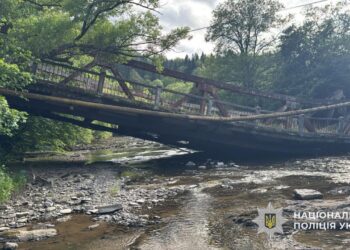 Рух між Жденієвим та Підполоззям відновлено – працює тимчасова переправа (ВІДЕО) –