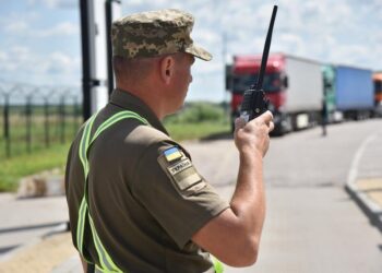 Сезон відпусток. Прикордонники вказали, на яких КПП скупчилися черги на виїзд