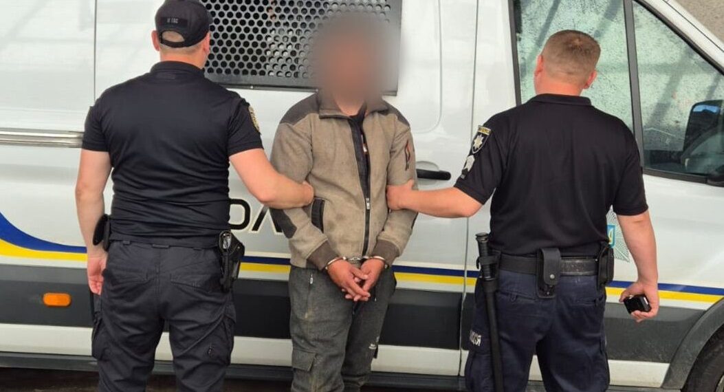 У Батьові на Берегівщині 19-річний юнак з Батраді пограбував жінку (ФОТО)