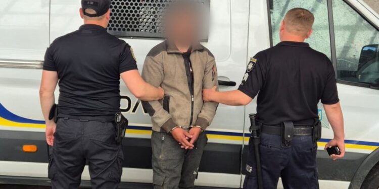 У Батьові на Берегівщині 19-річний юнак з Батраді пограбував жінку (ФОТО)