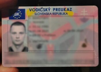 У Мукачеві водія, позбавленого права керування, з підробленим посвідченням водія та “під кайфом” оштрафували на 90 тис. грн (ФОТО)