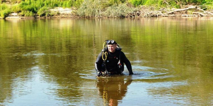 У Мукачеві знайшли тіло жінки, що впала у Латорицю (ФОТО)