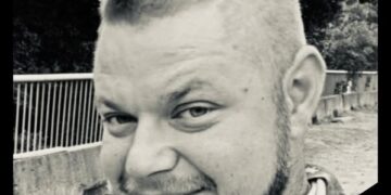 У Виноградові попрощаються з Василем Красним, що помер внаслідок важкого поранення (ФОТО)