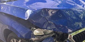 В Ужгороді позбавлений права керування та п'яний водій вчинив ДТП і втік (ФОТО)