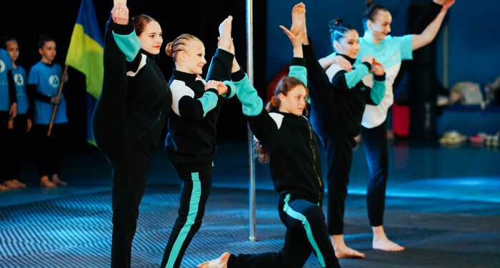 В Ужгороді тривають Всеукраїнські змагання зі спорту на пілоні та повітряної акробатики