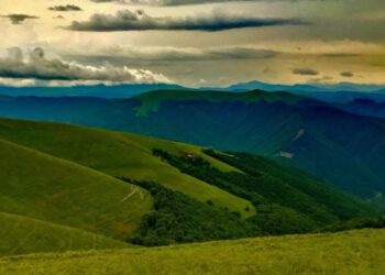 Жителі Калин на Тячівщині, що відстоюють від ГЕСів Тересву, планують “антивітряковий” сімейний похід на Апецьку