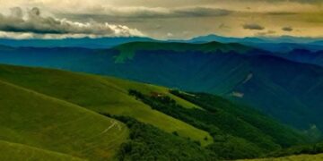 Жителі Калин на Тячівщині, що відстоюють від ГЕСів Тересву, планують “антивітряковий” сімейний похід на Апецьку