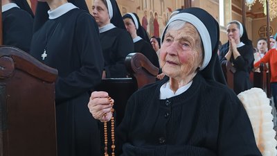Дитинство у сиротинці та чернецтво у підпіллі: історія 105-річної монахині Чину святого Василія Великого Ольги Ладжун