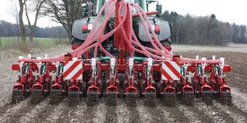 Kverneland оновила агрегати KultiStrip для роботи в дощову погоду – Техніка