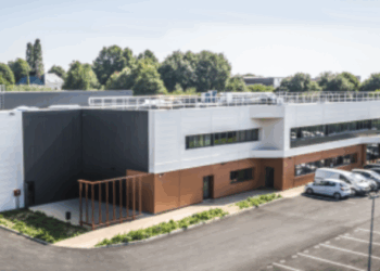 Manitou створює спільне підприємство з китайським виробником акумуляторів – Техніка