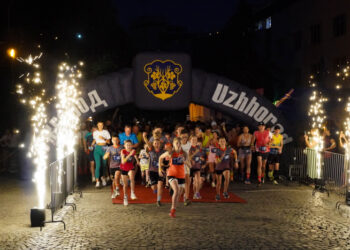 50 700 гривень для ЗСУ: благодійний «Uzhhorod Night Run» об’єднав ужгородців
