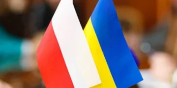 Для українців у Польщі готують зміни: кому можуть анулювати посвідку на проживання — Закарпаття