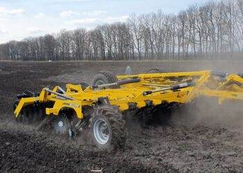 Хмельницький фермер розповів про досвід роботи дискової борони BEDNAR SWIFTERDISC – Техніка