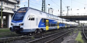 Через негоду на Закарпатті та в Угорщині порушено рух потягів –