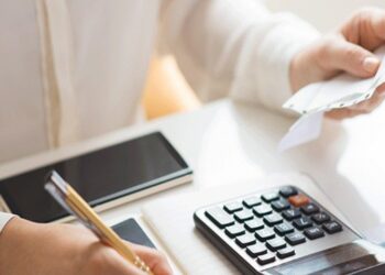 Через суд і добровільно: як боржники на Закарпатті сплачують податкові борги (ВІДЕО) –