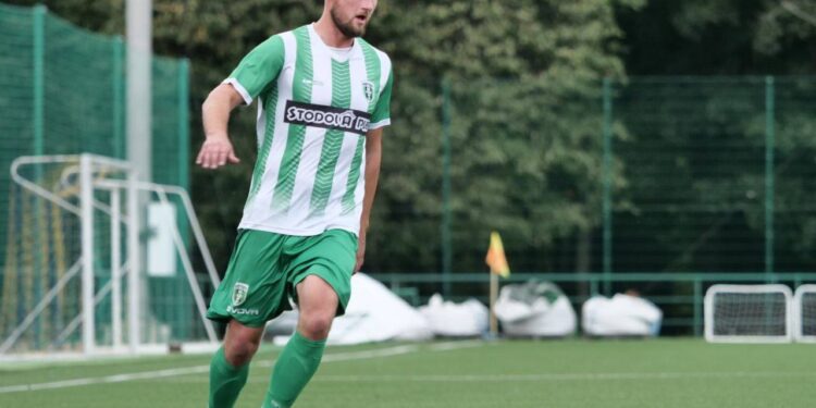 Дев’ять гравців покинули долинський “Нафтовик” – Спорт