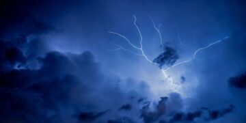 На область насуваються дощі і грози — Закарпаття