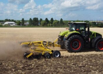 Техніка BEDNAR продемонструвала ефективність у полі на Тернопільщині – Техніка