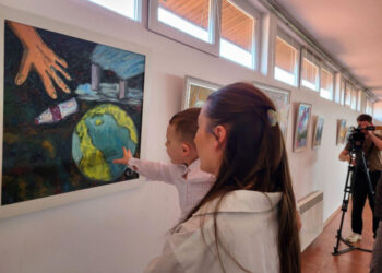 «Краса врятує світ» – виставка картин Василя Кочана в Ужгороді