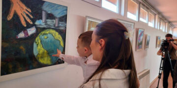 «Краса врятує світ» – виставка картин Василя Кочана в Ужгороді