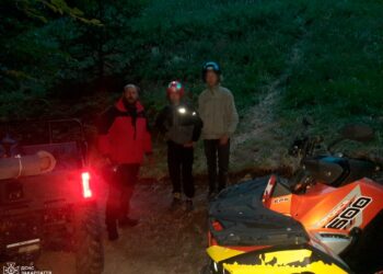 На Закарпатті допомогли туристу, якому раптово стало зле біля водоспаду Шипіт (ФОТО)