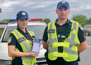 Патрульна подіція нагадує: на території Закарпаття діють обмеження руху вантажного транспорту