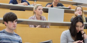 “Помітно дисбаланс”. Які спеціальності в Україні найпопулярніші серед студентів