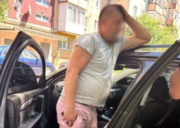 Повторне керування автомобілем без прав і “під кайфом” обійшлося ужгородцеві в ще 70 тис. грн (ФОТО)