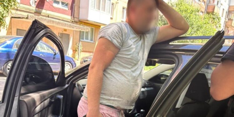 Повторне керування автомобілем без прав і “під кайфом” обійшлося ужгородцеві в ще 70 тис. грн (ФОТО)