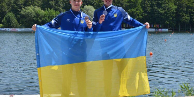 Прикарпаські веслувальники вибороли медалі юнацького чемпіонату Європи – Спорт