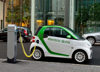 Що очікувати новим власникам електрокарів з 2026 року?