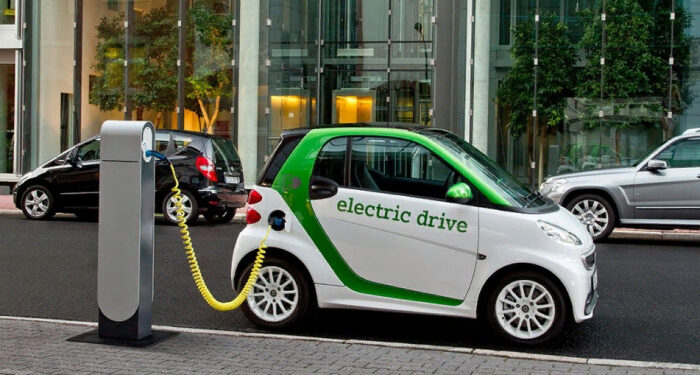 Що очікувати новим власникам електрокарів з 2026 року?