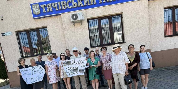 Суд в Тячеві залишив в силі арешт на землю та техніку для будівництва МГЕС в Калинах (ДОКУМЕНТ)