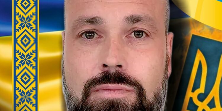 У п'ятницю в Ужгороді попрощаються з полеглим захисником Віктором Набожним (ФОТО)