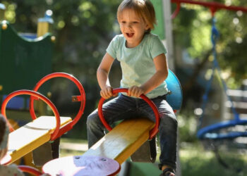 Українці зможуть отримати грант до 1 млн грн на відкриття приватних дитсадків. Уряд розширив програму «Власна справа»