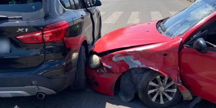 В Ужгороді п'яний водій Daewoo в'їхав в BMW (ФОТО)