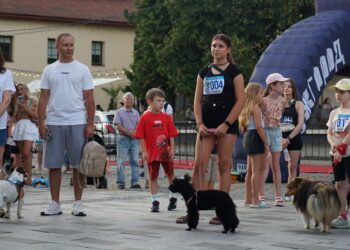 В Ужгороді провели перший благодійний забіг із собаками (ФОТО) –
