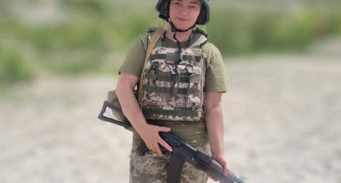 Військова Наталія Зотова: “Коли ТЦК перевищує повноваження це треба розслідувати. Але, якщо жінки перекинули машину ТЦК, на це треба теж реагувати відповідно”