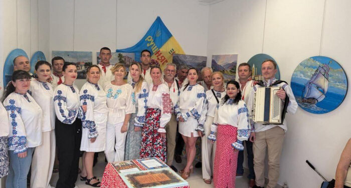 Заслужений академічний Закарпатський народний хор побував із гастролями в Хорватії.