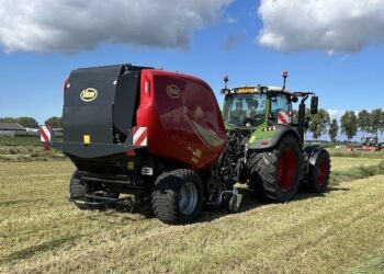 Kverneland представив нові прес-підбирачі Vicon VariBale – Техніка