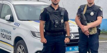 Водій негайно звернувся по допомогу: що трапилось в Ужгороді — Закарпаття