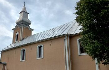 У Мукачівській греко-католицькій єпархії прокоментували підпал церкви на Закарпатті — Ужгород