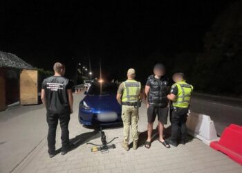 За кермом був 23-річний водій: що відомо про випадок, який стався на одному з блокпостів — Закарпаття