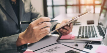 65 млн грн втрат, неефективні управлінські рішення на 171 мільйон та інші підсумки фінансового контролю на Закарпатті