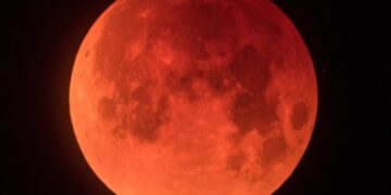 У вересні буде повне місячне затемнення: якого числа та о котрій годині — Закарпаття